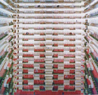 6	Gursky: Atlanta (1996)